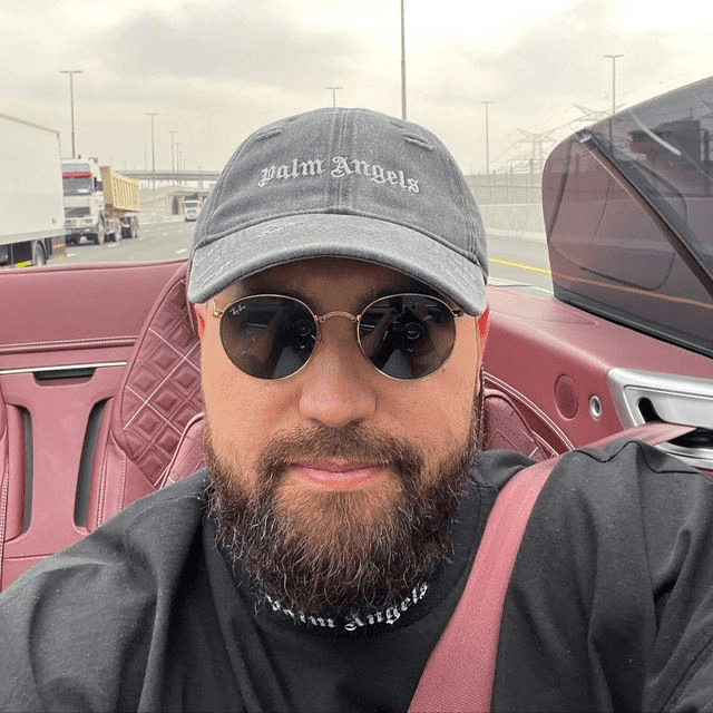 Трнйдер Максим Жукив