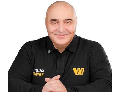 Владимир Довгань