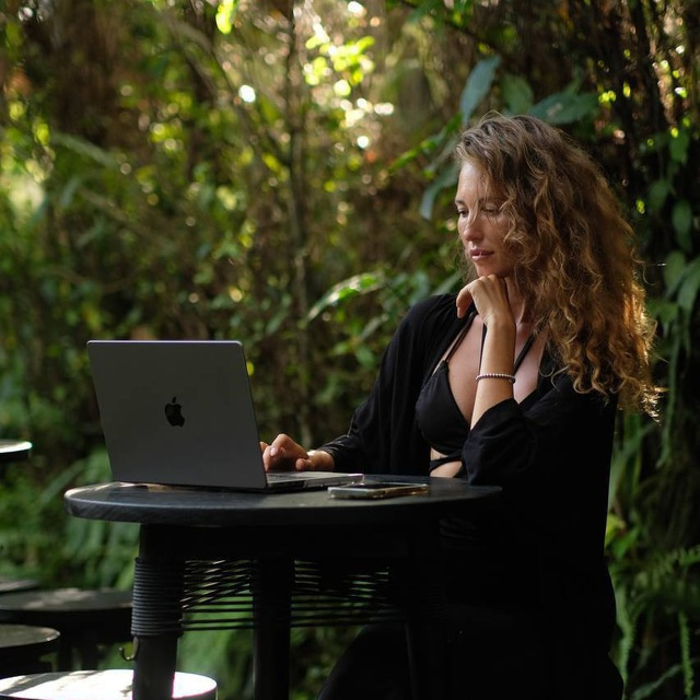 LuckyInvestingg LuckyInvestingg