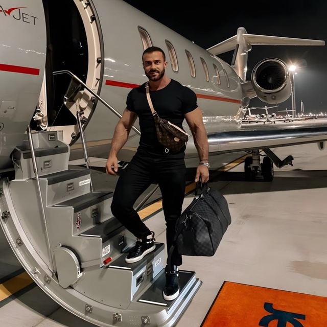 Святослав Дарит