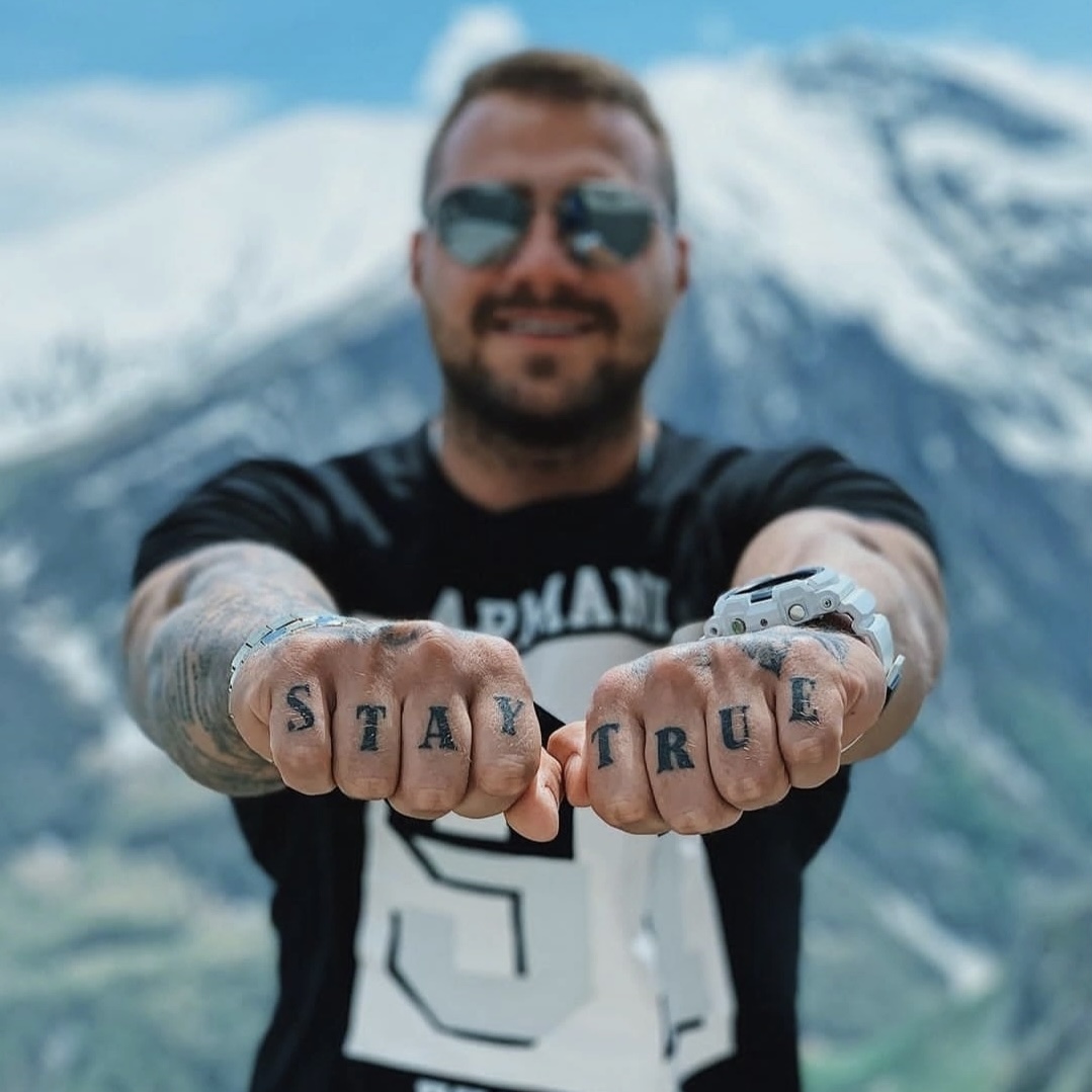 Игорь Мартынов