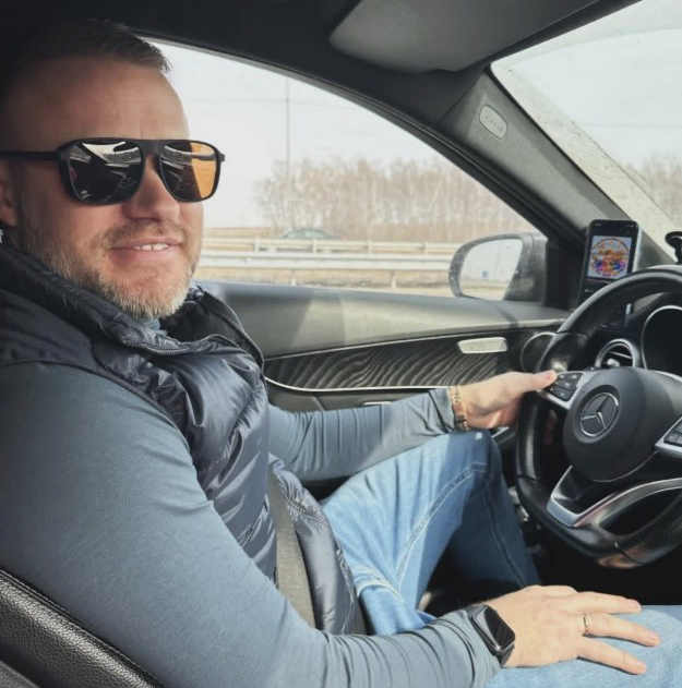 Герман Торгует