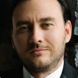 Петр Лупенко