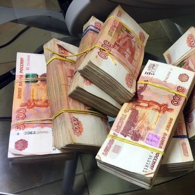 Максим Ликсутов