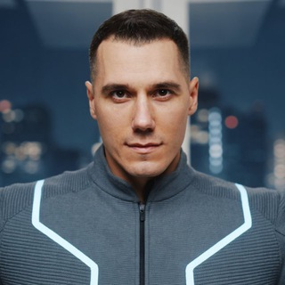 Олег Карнаух