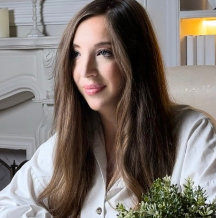 Лина Новикова