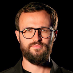 Михаил Гребенюк